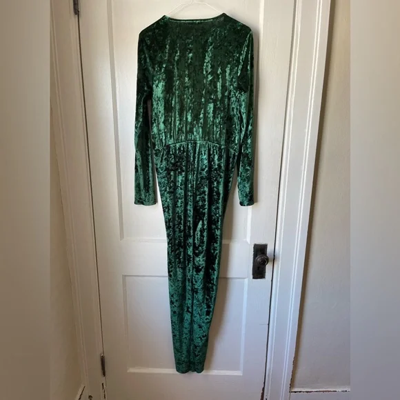 Venus Crushed Velvet forest green deep V jumpsuit, size med, thin elastic waist - Picture 5 of 9
